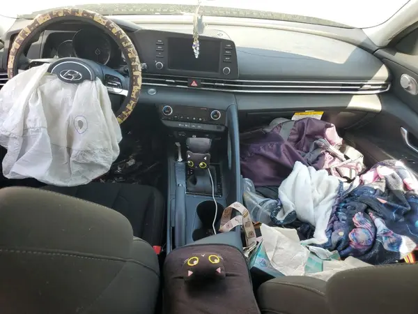 KMHLM4AG3PU524553 2023 HYUNDAI ELANTRA - Image 8