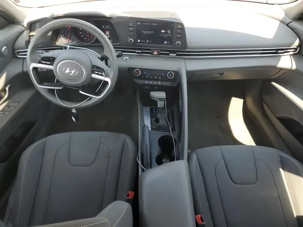 KMHLM4AG3PU527209 2023 HYUNDAI ELANTRA - Image 8