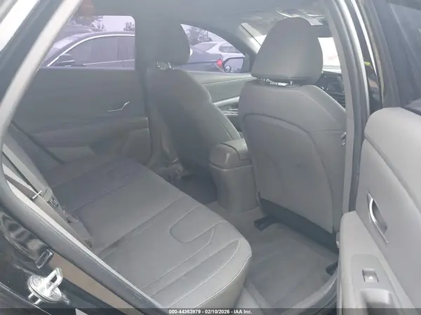 KMHLM4AG3PU530031 2023 HYUNDAI ELANTRA - Image 8