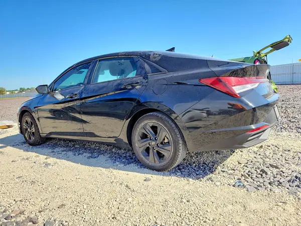 KMHLM4AG3PU533611 2023 HYUNDAI ELANTRA - Image 2