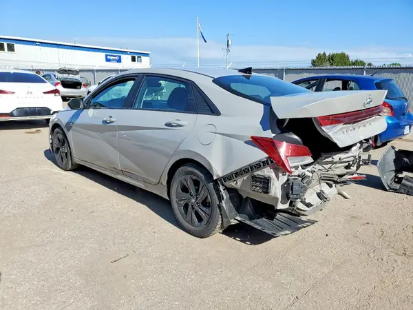 KMHLM4AG3PU534936 2023 HYUNDAI ELANTRA - Image 2