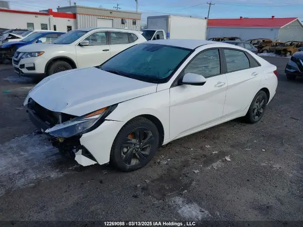 KMHLM4AG3PU543331 2023 HYUNDAI ELANTRA - Image 2