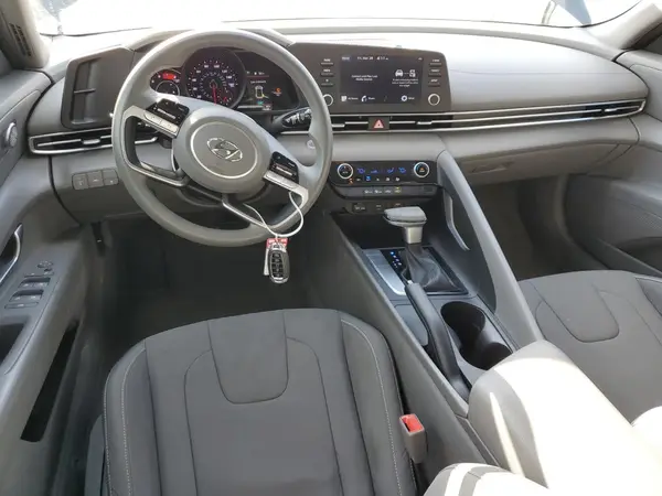 KMHLM4AG3PU543605 2023 HYUNDAI ELANTRA - Image 8