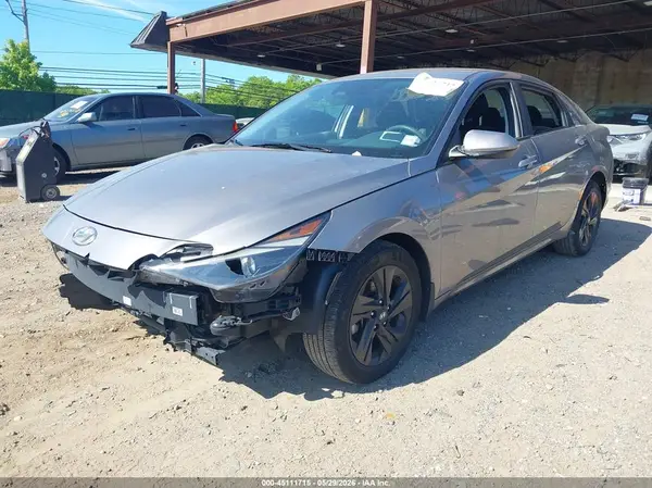 KMHLM4AG3PU550022 2023 HYUNDAI ELANTRA - Image 2