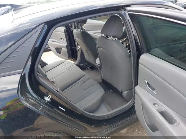 KMHLM4AG3PU562932 2023 HYUNDAI ELANTRA - Image 8