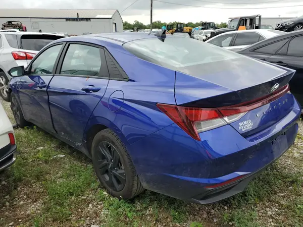 KMHLM4AG3PU563191 2023 HYUNDAI ELANTRA - Image 2