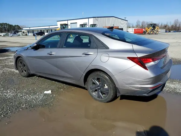 KMHLM4AG3PU565314 2023 HYUNDAI ELANTRA - Image 2