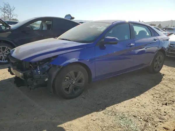 KMHLM4AG3PU577818 2023 HYUNDAI ELANTRA - Image 1
