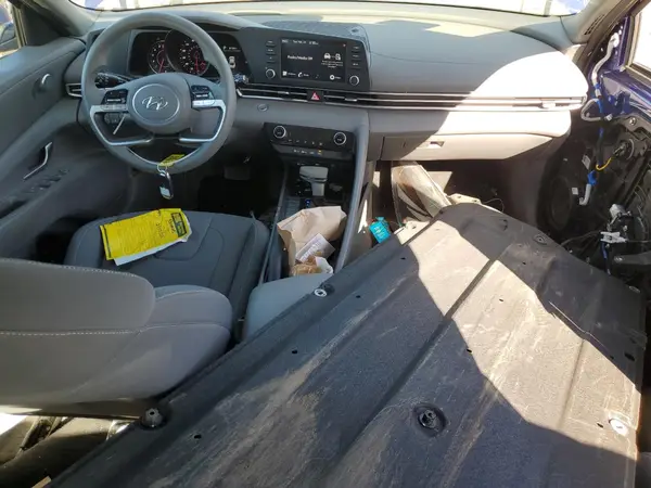 KMHLM4AG3PU577818 2023 HYUNDAI ELANTRA - Image 8