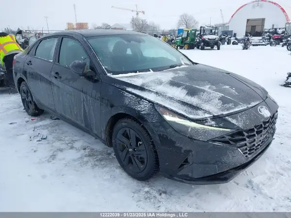 KMHLM4AG3PU578421 2023 HYUNDAI ELANTRA - Image 1