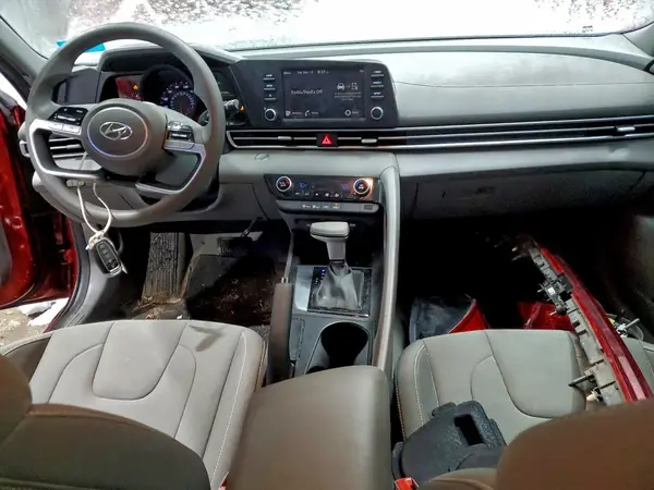KMHLM4AG3PU586857 2023 HYUNDAI ELANTRA - Image 8