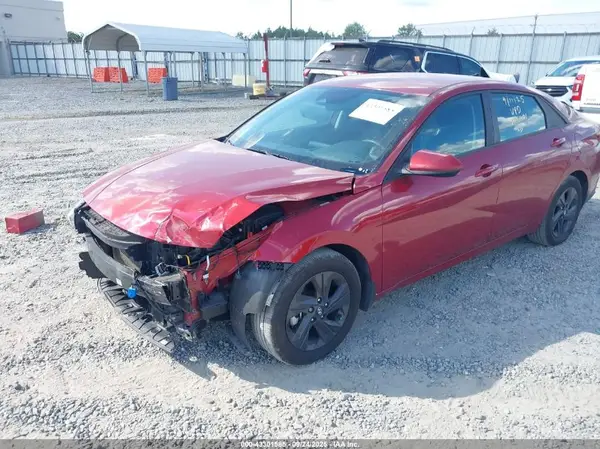KMHLM4AG3PU591895 2023 HYUNDAI ELANTRA - Image 2