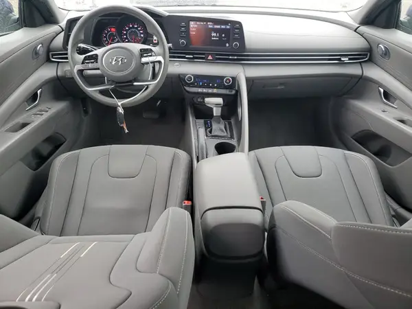 KMHLM4AG3PU594960 2023 HYUNDAI ELANTRA - Image 8