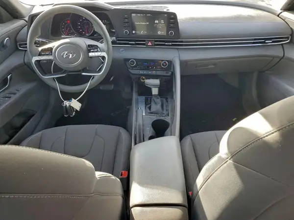 KMHLM4AG3PU620392 2023 HYUNDAI ELANTRA - Image 8