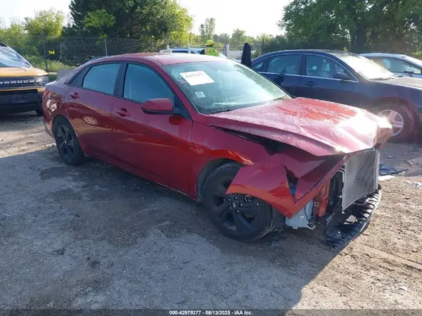 KMHLM4AG3PU620411 2023 HYUNDAI ELANTRA - Image 1