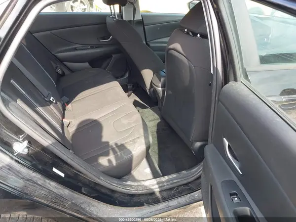KMHLM4AG3PU623504 2023 HYUNDAI ELANTRA - Image 8