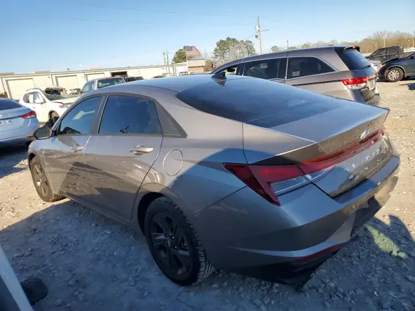 KMHLM4AG3PU627827 2023 HYUNDAI ELANTRA - Image 2