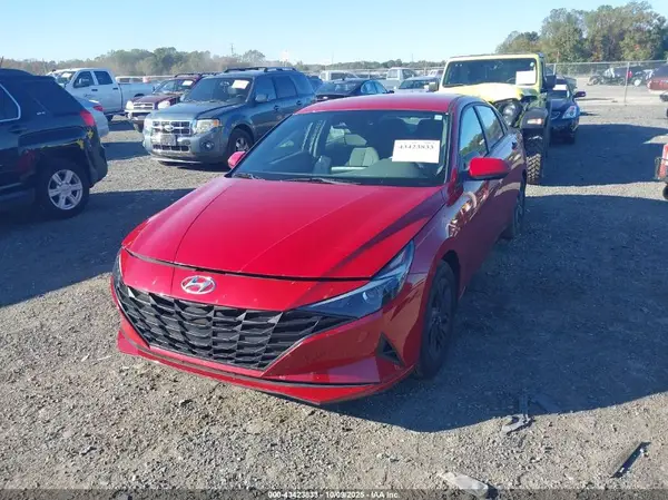 KMHLM4AG4MU067098 2021 HYUNDAI ELANTRA - Image 2