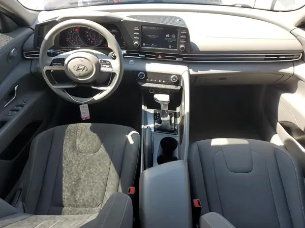 KMHLM4AG4MU069272 2021 HYUNDAI ELANTRA - Image 8