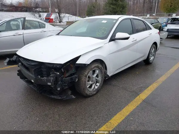 KMHLM4AG4MU071216 2021 HYUNDAI ELANTRA - Image 2