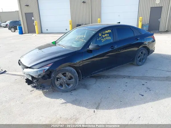 KMHLM4AG4MU077033 2021 HYUNDAI ELANTRA - Image 2