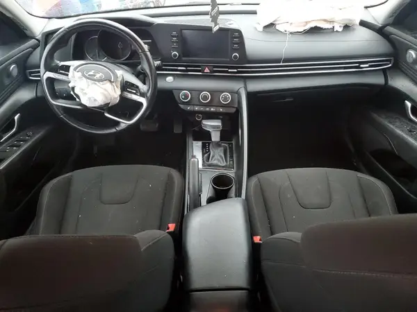 KMHLM4AG4MU081793 2021 HYUNDAI ELANTRA - Image 8