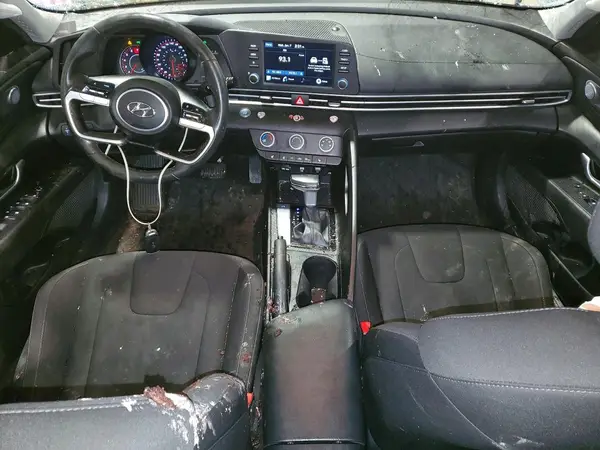 KMHLM4AG4MU087643 2021 HYUNDAI ELANTRA - Image 8