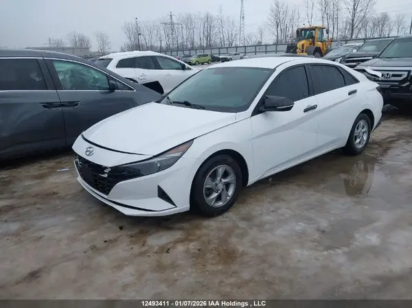 KMHLM4AG4MU103811 2021 HYUNDAI ELANTRA - Image 2