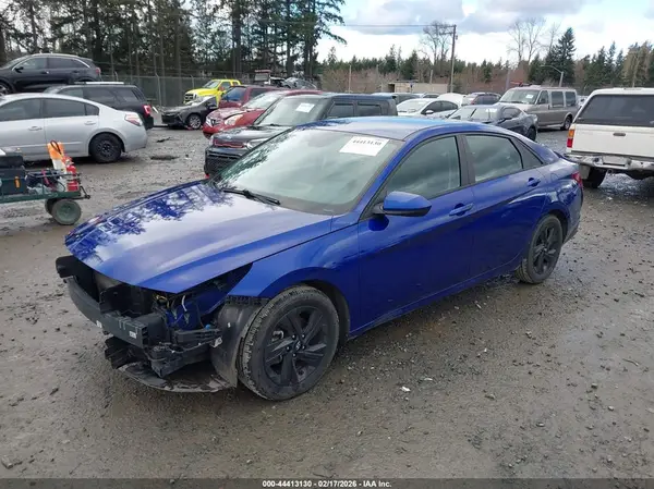 KMHLM4AG4MU120592 2021 HYUNDAI ELANTRA - Image 2