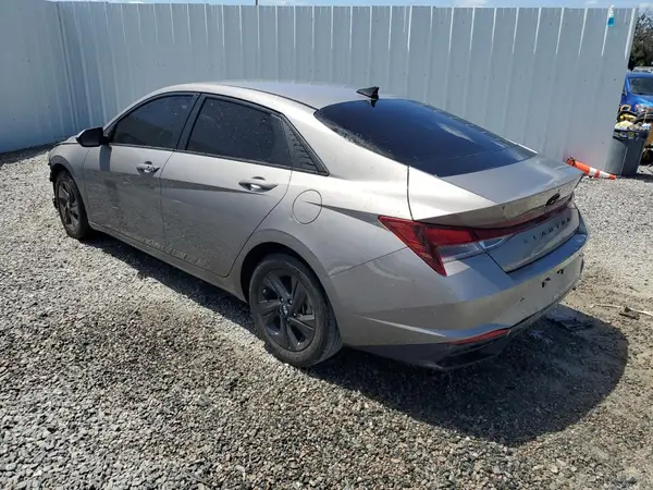 KMHLM4AG4MU140325 2021 HYUNDAI ELANTRA - Image 2