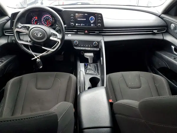 KMHLM4AG4MU143824 2021 HYUNDAI ELANTRA - Image 8