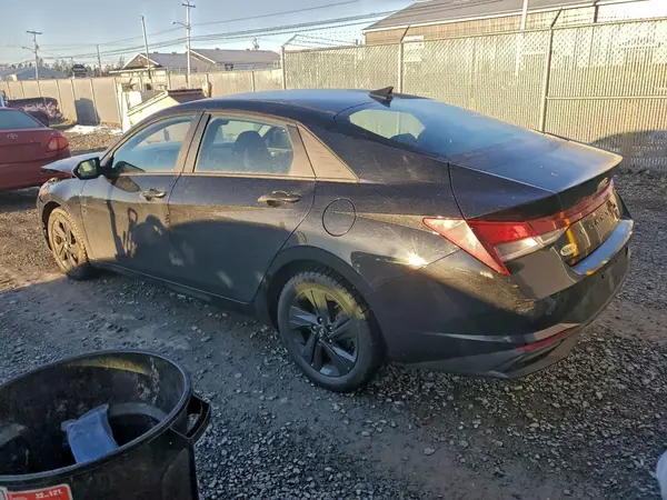 KMHLM4AG4MU153768 2021 HYUNDAI ELANTRA - Image 2