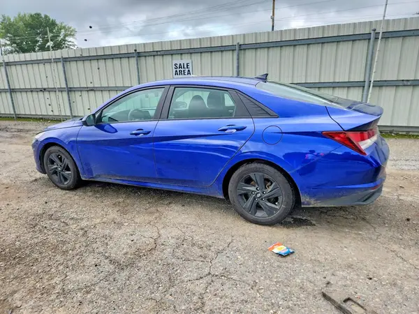 KMHLM4AG4MU177472 2021 HYUNDAI ELANTRA - Image 2