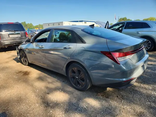 KMHLM4AG4MU186950 2021 HYUNDAI ELANTRA - Image 2