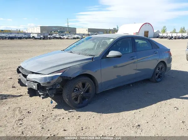 KMHLM4AG4MU186978 2021 HYUNDAI ELANTRA - Image 2