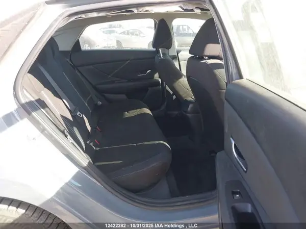KMHLM4AG4MU186978 2021 HYUNDAI ELANTRA - Image 8