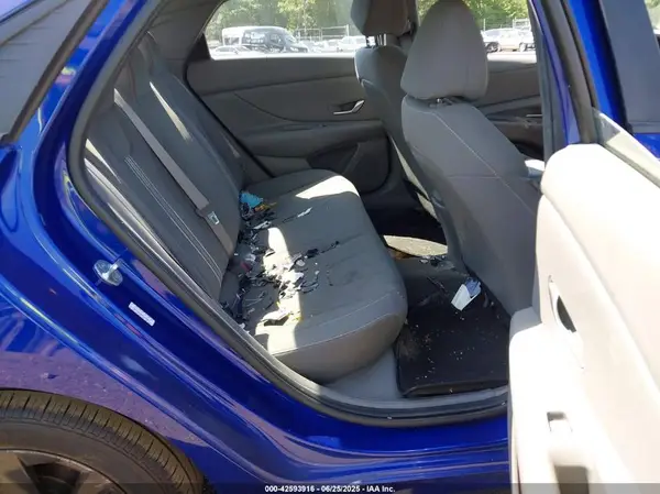 KMHLM4AG4MU195261 2021 HYUNDAI ELANTRA - Image 8