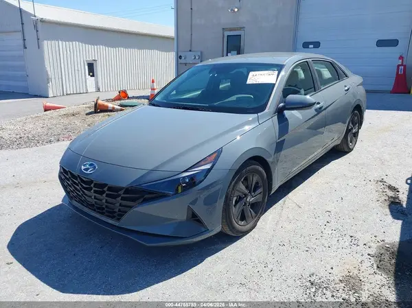 KMHLM4AG4MU209837 2021 HYUNDAI ELANTRA - Image 2