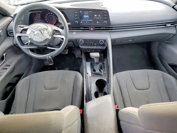 KMHLM4AG4NU219270 2022 HYUNDAI ELANTRA - Image 8