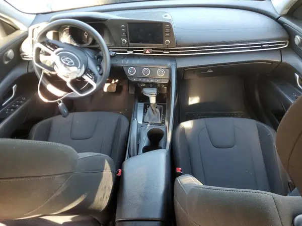KMHLM4AG4NU226994 2022 HYUNDAI ELANTRA - Image 8