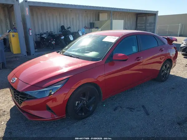 KMHLM4AG4NU240510 2022 HYUNDAI ELANTRA - Image 2