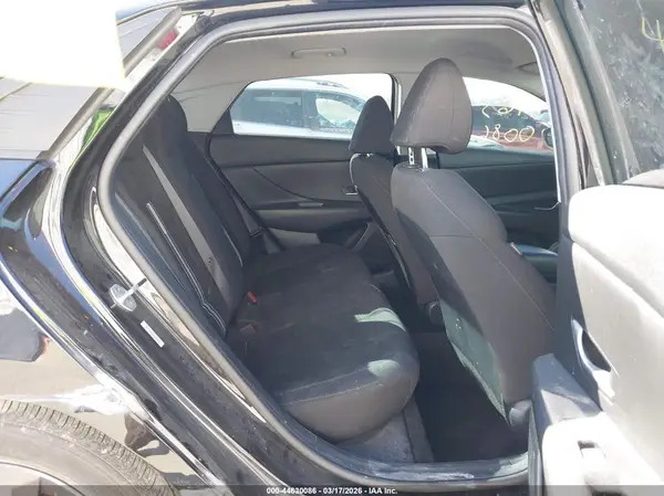 KMHLM4AG4NU242869 2022 HYUNDAI ELANTRA - Image 8