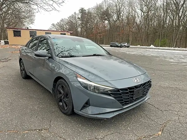 KMHLM4AG4NU245125 2022 HYUNDAI ELANTRA - Image 1