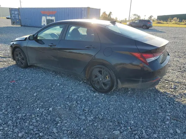 KMHLM4AG4NU247439 2022 HYUNDAI ELANTRA - Image 2