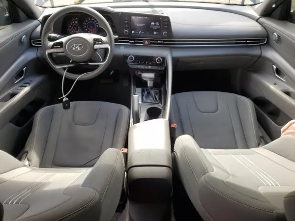 KMHLM4AG4NU259381 2022 HYUNDAI ELANTRA - Image 8