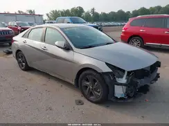KMHLM4AG4NU260871 2022 HYUNDAI ELANTRA