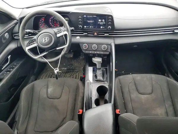 KMHLM4AG4NU262992 2022 HYUNDAI ELANTRA - Image 8