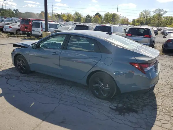 KMHLM4AG4NU273264 2022 HYUNDAI ELANTRA - Image 2