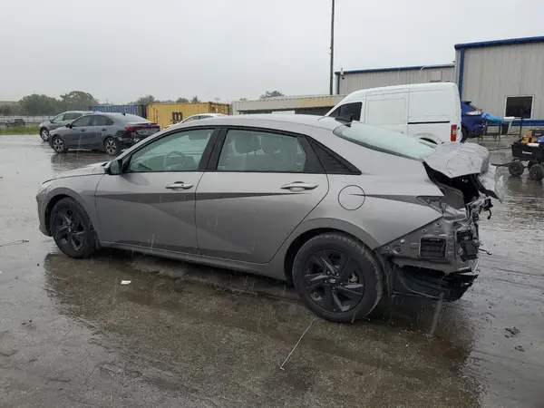 KMHLM4AG4NU293322 2022 HYUNDAI ELANTRA - Image 2