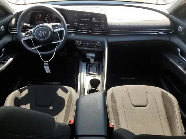 KMHLM4AG4NU300365 2022 HYUNDAI ELANTRA - Image 8